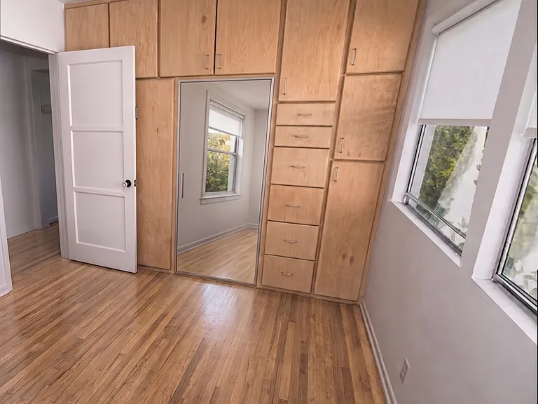 Second bedroom/home office with built-ins