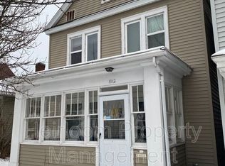 1112 E 6th St, Duluth, MN 55805