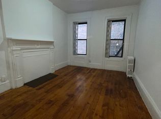 500 W 48th St APT 3RS, New York, NY 10036