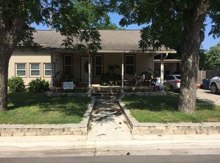 413 N Reed St, Pleasanton, TX 78064