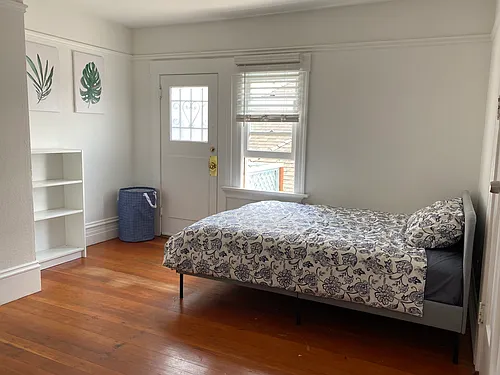 2418 Atherton St #4 Photo 1