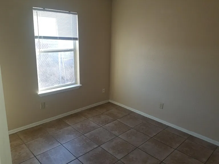 12948 Jeremiah Dr #B-D — Photo 18
