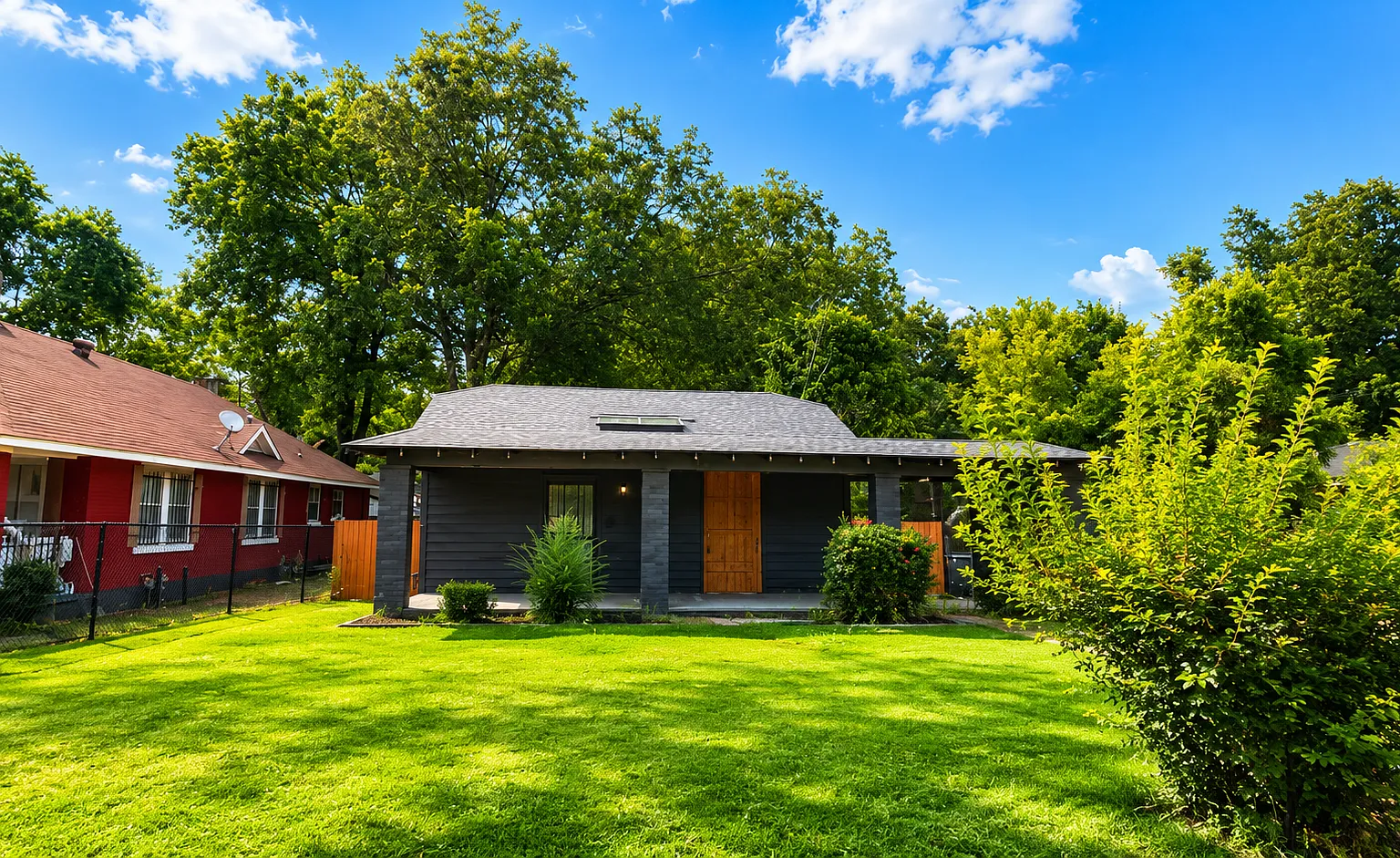 3 bed, $1,395 — Photo 1