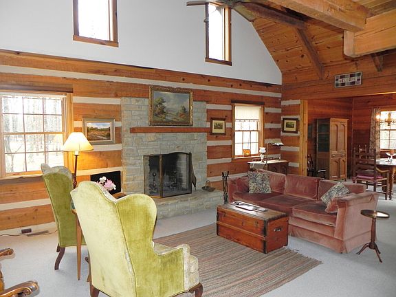 5th image of 1687 Annandale Dr