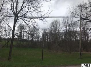 810 S Main St, Leslie, MI 49251