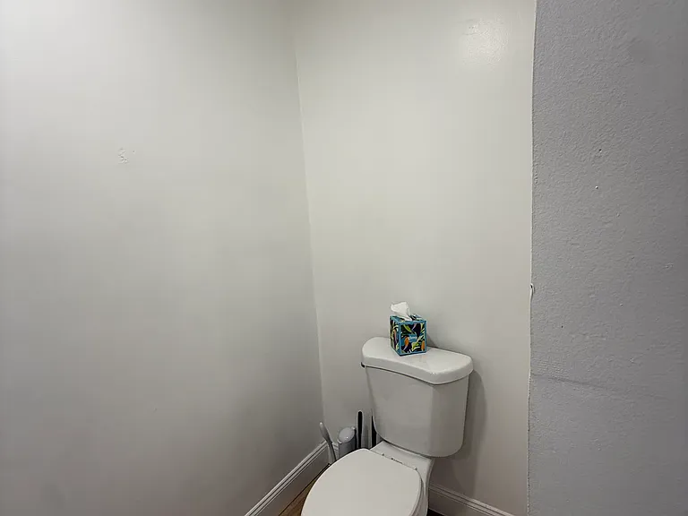 1422 Loraine St — Photo 8