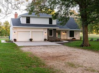 7695 Gleason Rd, Shawnee, KS 66227