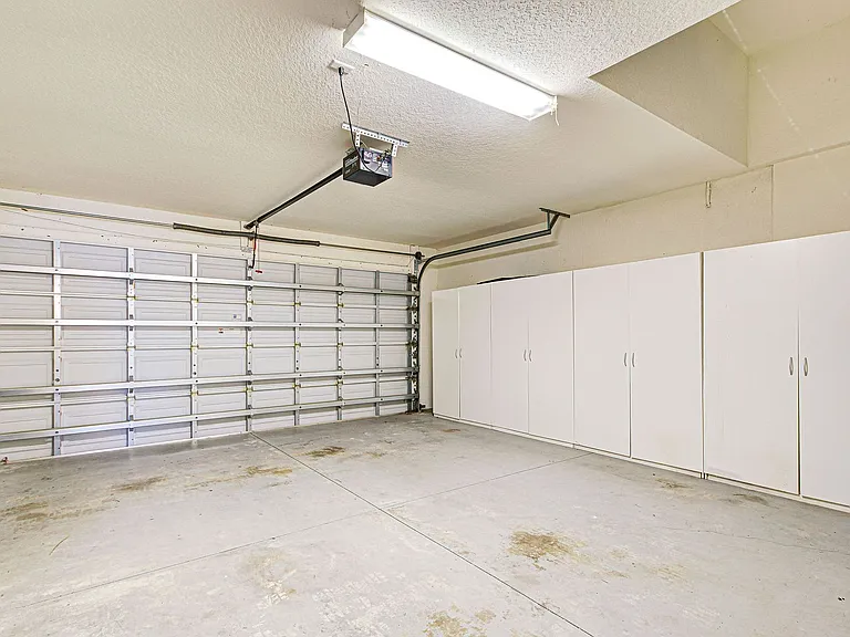 2134 Boxwood St — Photo 47