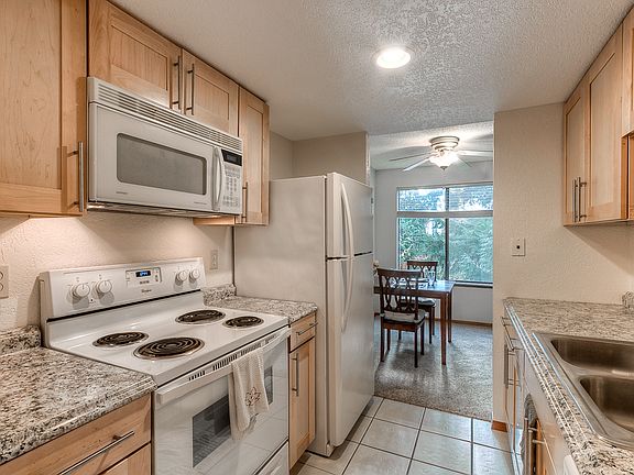 2nd image of 10021 SE 235th Pl APT B104