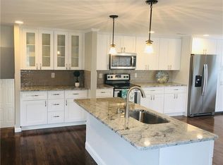 15 Arrowhead Cir, Newington, CT 06111