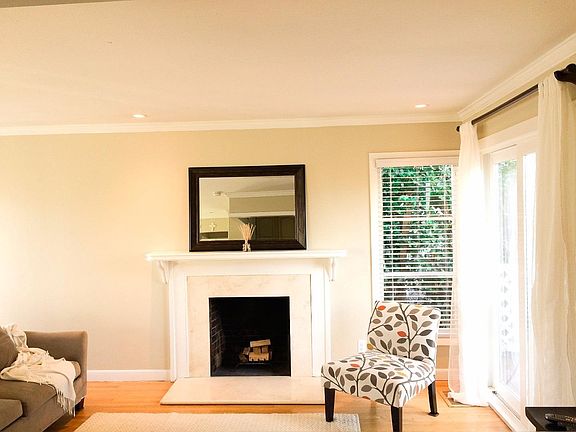 2nd image of 1056 Gilman Dr