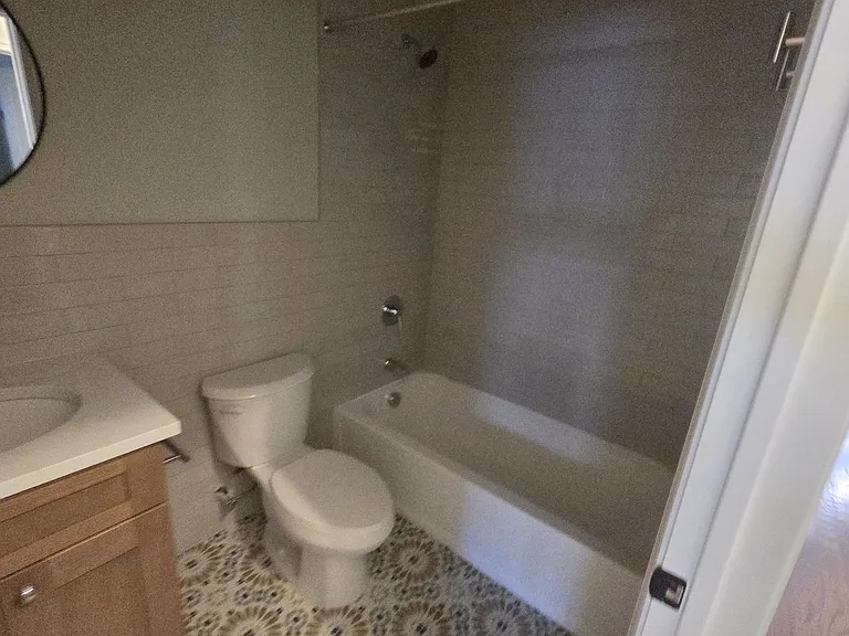 36 Shaw Ave #2 — Photo 14