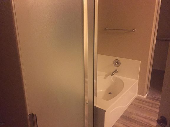 5th image of 40829 W Thornberry Ln