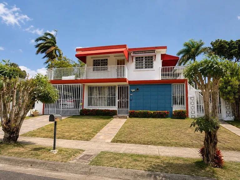 Gladiola 447 Altos Urb Round Hill — Photo 1
