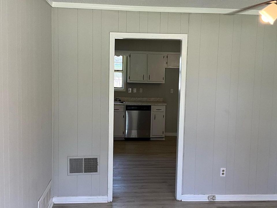 711 W Main St, Senatobia, MS 38668 MLS 4044680 Zillow