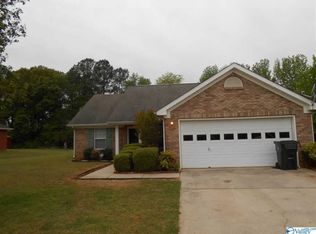 202 Day Lily Dr, Harvest, AL 35749