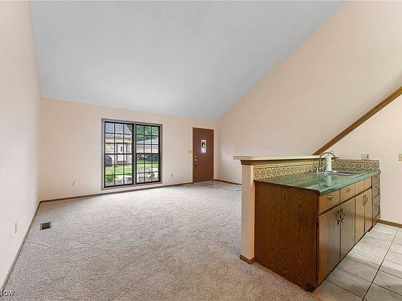 5th image of 1707 W Hampton Dr