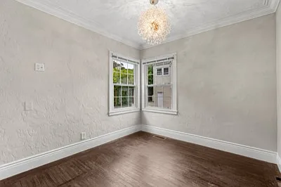 733 Chester Way — Photo 17