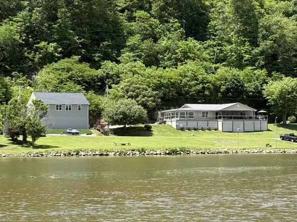 1829 Cliffside Rd, Coolville, OH 45723