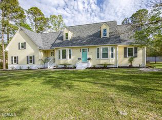 104 Shady Oak Ct, New Bern, NC 28562
