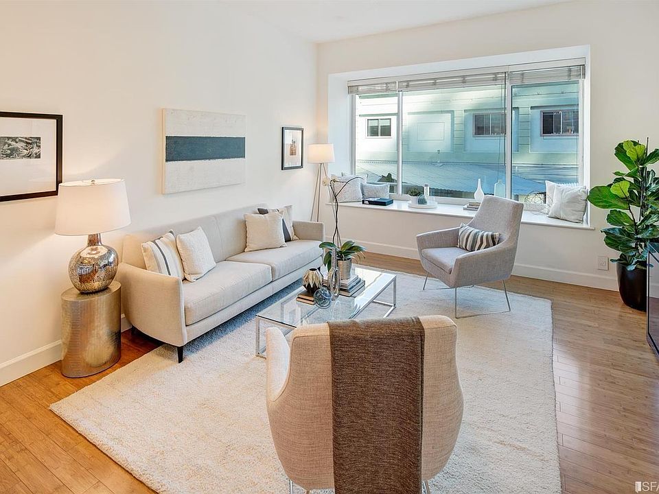1st image of 220 Lombard St APT 221