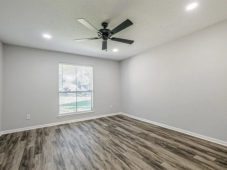 20506 Park Pine Dr — Photo 26