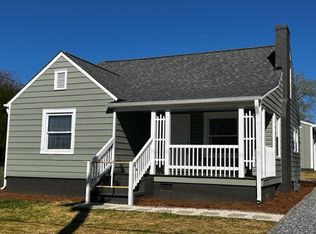 1129 Charles St, Winston Salem, NC 27107