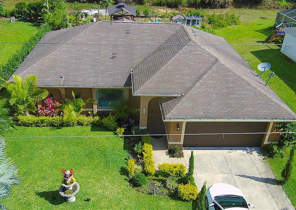 1st image of 1063 Lilac St E