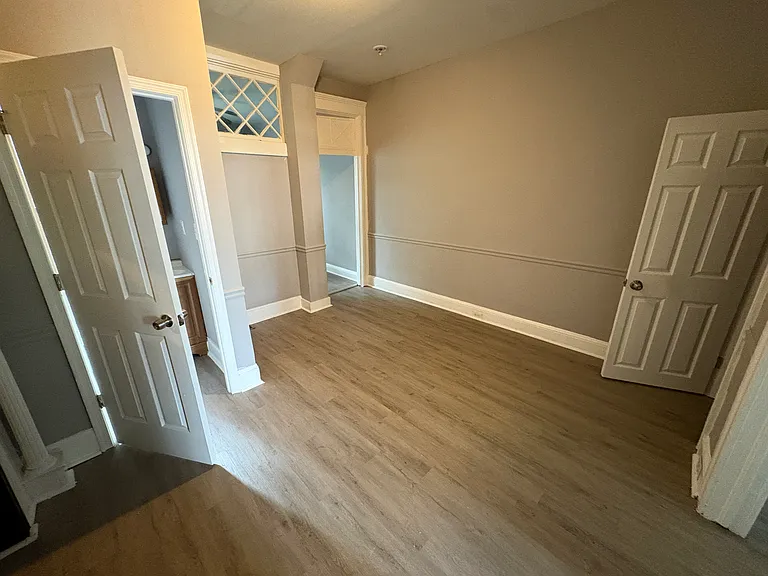 1711 Ashburton St — Photo 7