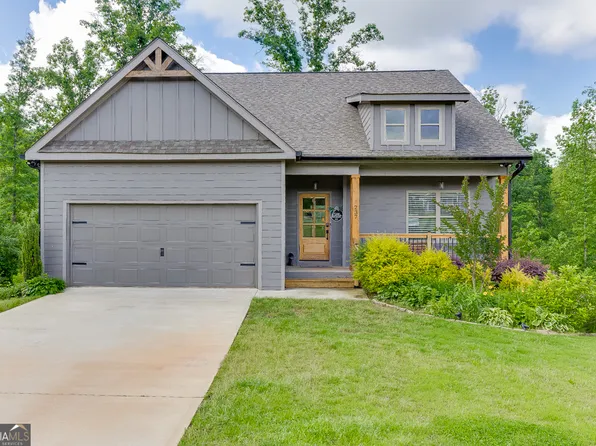 237 Oakwood Dr, Commerce, GA 30529