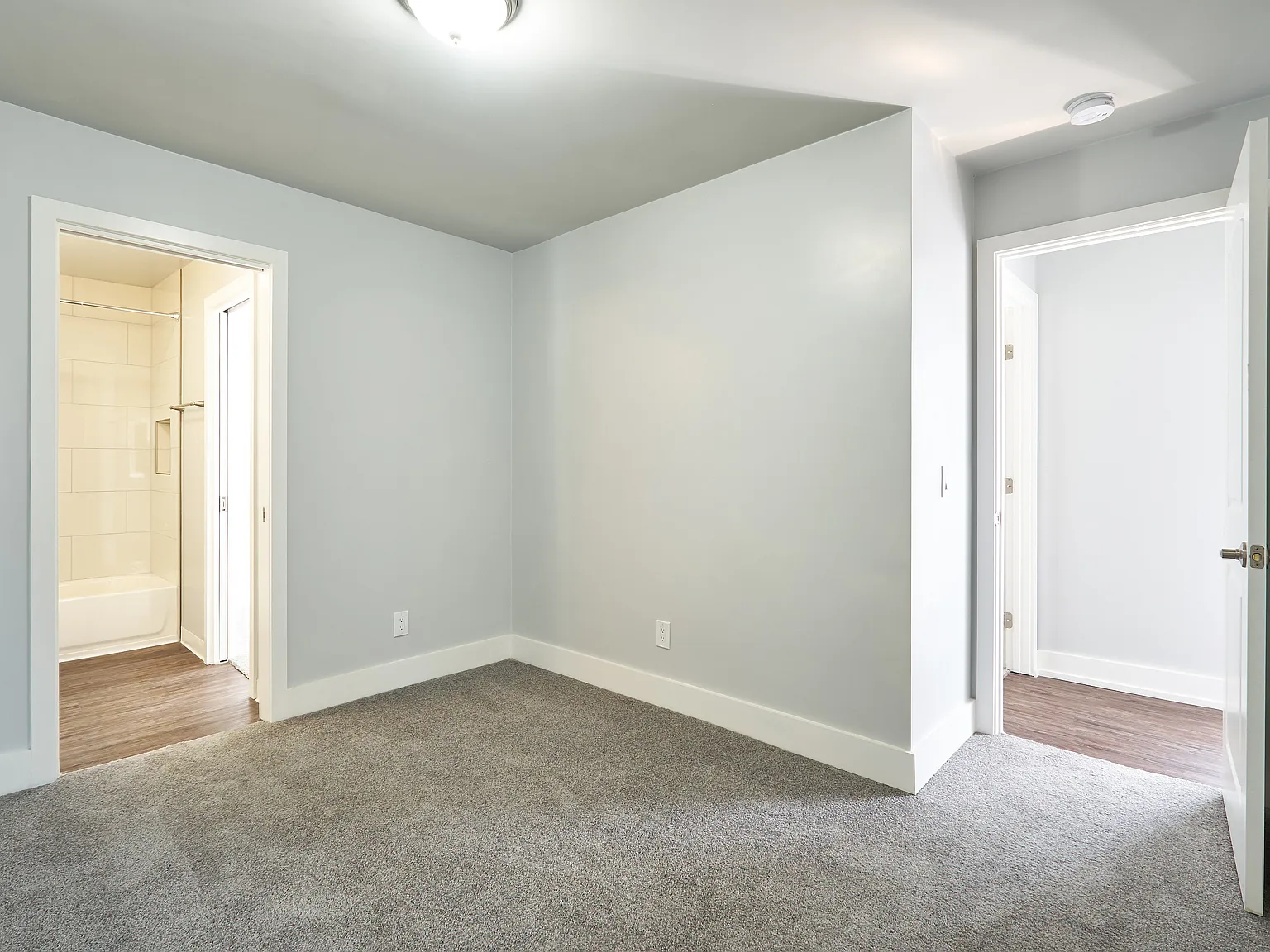 30th Ave Townhomes — Photo 4