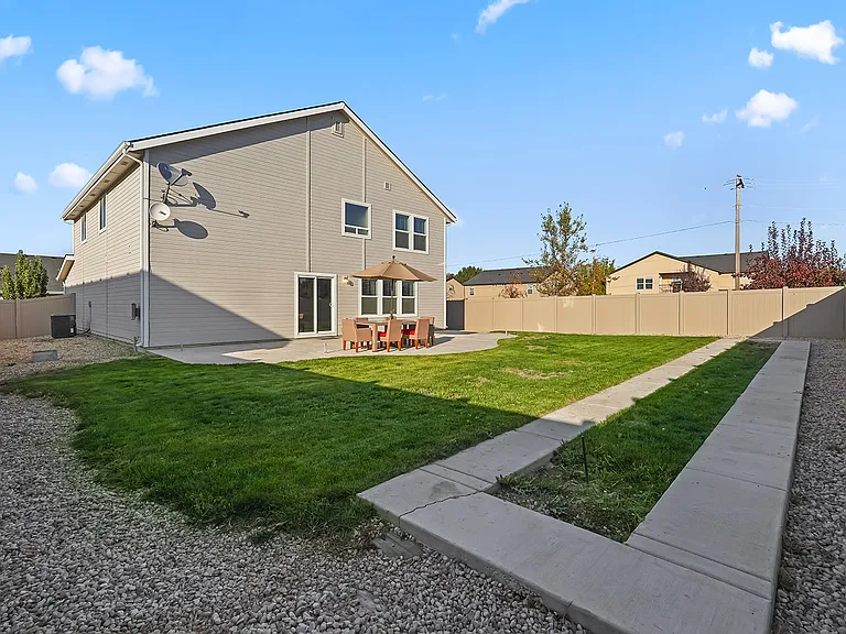 11273 W Broadstone St — Photo 46