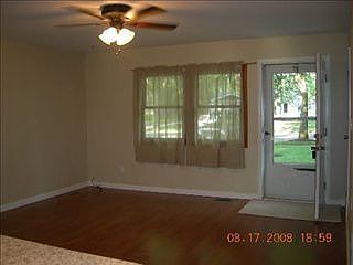 2nd image of 1441 Robinwood Dr