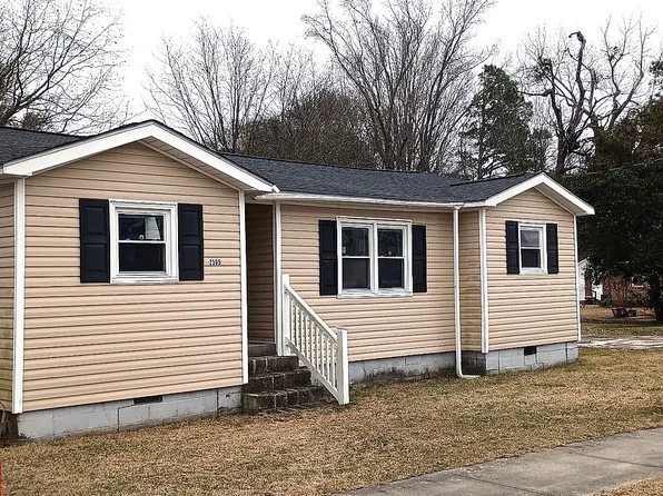 2509 Railroad St, Winterville, NC 28590