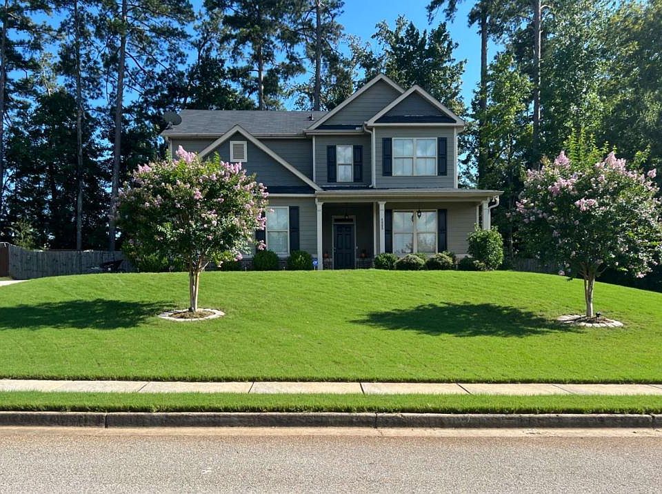 1st image of 4065 McClendon Way