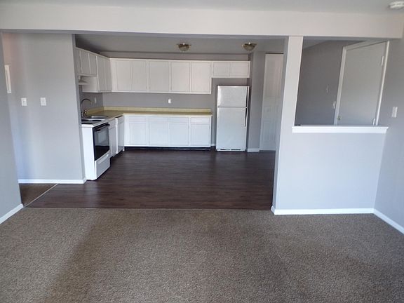 4th image of 195 Mead St #18