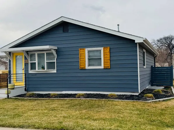 806 W 4th St, Ogallala, NE 69153