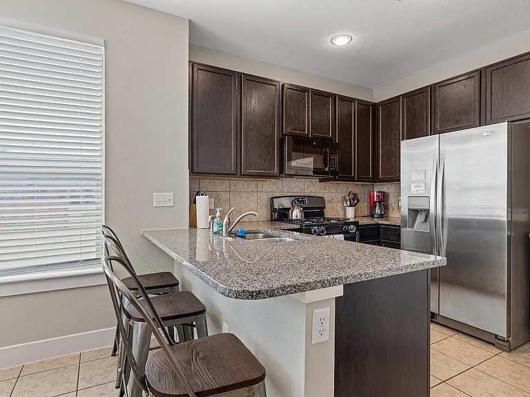 2215 Katy Ln #C — Photo 13