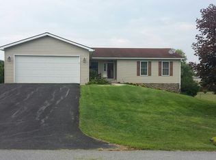 17132 Bivens Ln, Hagerstown, MD 21740