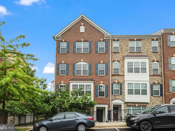 15352 Kensington Park Dr, Woodbridge, VA 22191