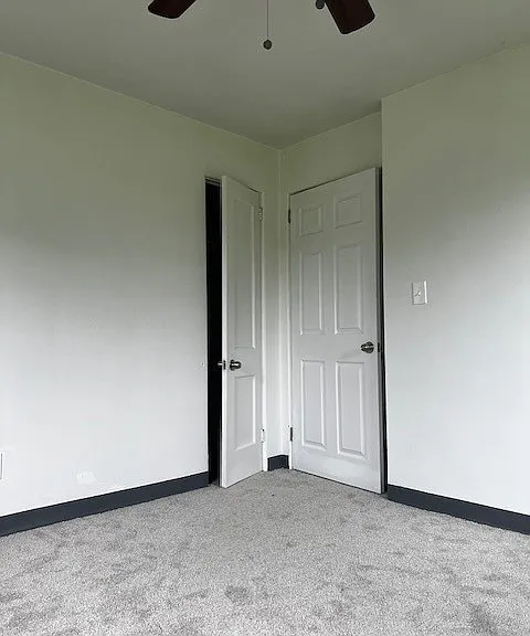 411 Wesley Ave — Photo 12