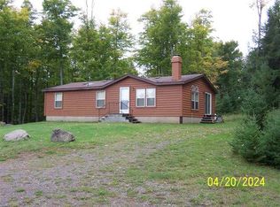 N6217 E Beatons Lake Rd, Watersmeet, MI 49969
