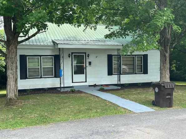 509 W Water St, Scottsville, KY 42164