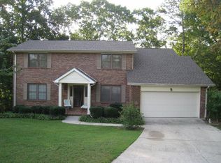 6400 Harbor Master Dr, Hixson, TN 37343