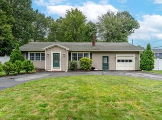 5 Lawn Ave, Lowell, MA 01852