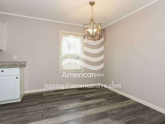 985237_005_wm_-_dining_room_13598729.jpg