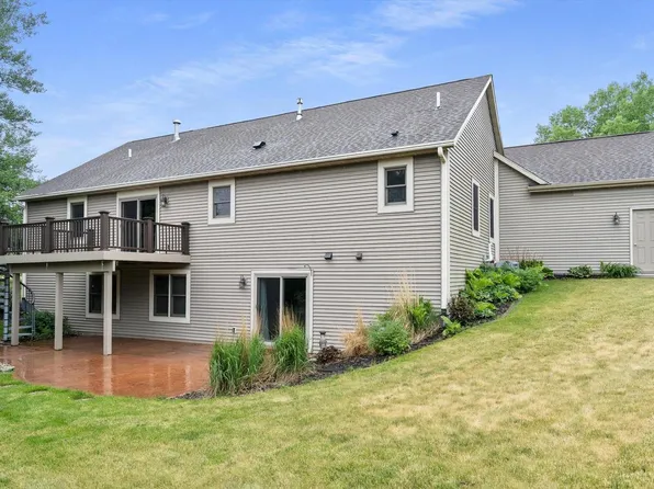 322 Stoney Creek LANE, Fredonia, WI 53021