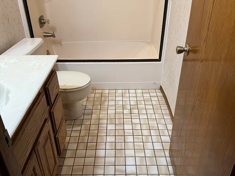 301 Red Spur Dr — Photo 4
