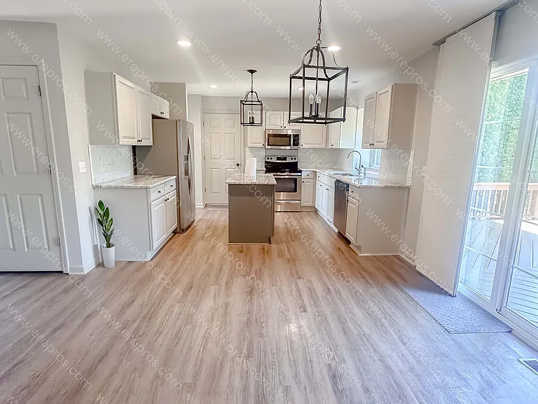 4331 Redding Cir — Photo 9
