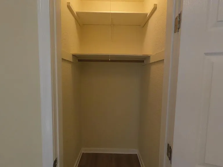 140 Carr Dr #7 — Photo 14